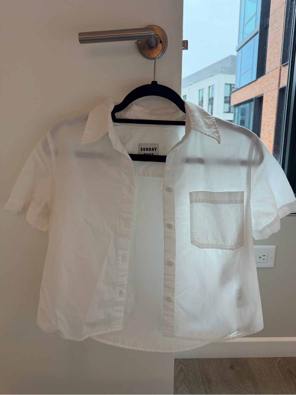 Aritzia Sunday Best White Short-Sleeve Button-Up Shirt